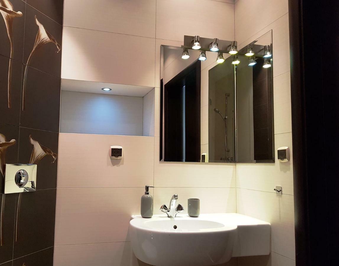 Apartament Apartament "Cleopatra 5" przy Rynku z parkingiem Kielce Zewnętrze zdjęcie
